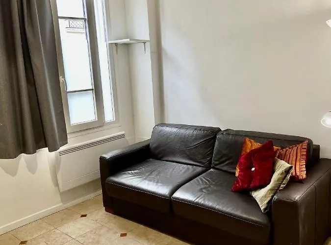 Butte Aux Cailles Apartment Paris